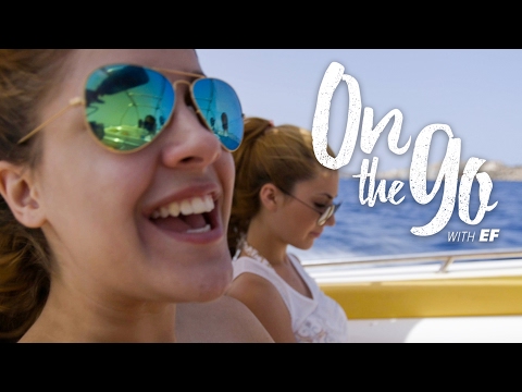 Elenor & Monique go for a dip in the Blue Lagoon – On the go with EF #25