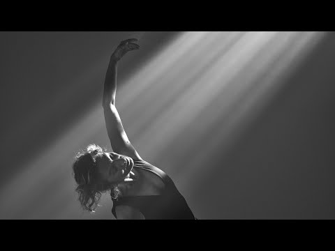 Video thumbnail for Dulce Caravela