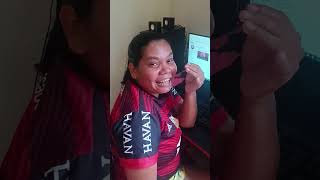 Quando eu tenho que ficar séria mas não consigo! 😂😂😂