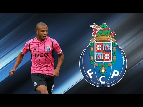 Yacine Brahimi (FC Porto) vs Lille | UEFA Champions League Play-Off 2nd Leg