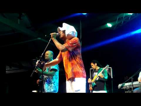 Edy Vox - Tenement Yard / A Massa