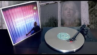 Veronica Maggio - Låtsas Som Det Regnar (2013) [Vinyl Video]
