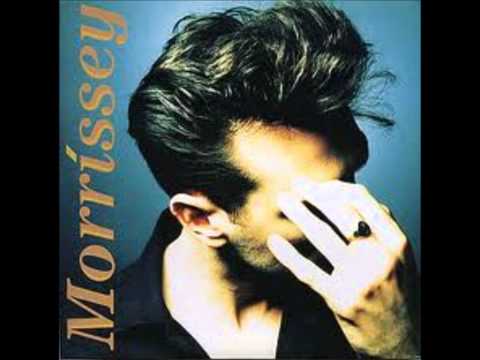 download lagu mp3 mp4 Morrissey Moonriver, download lagu Morrissey Moonriver gratis, unduh video klip Morrissey Moonriver