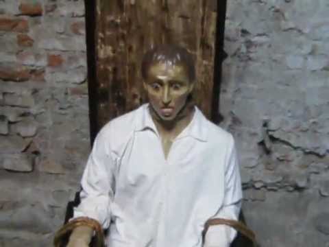 VIDEO-08-Museo de la Inquisición-Garrote_Aguita