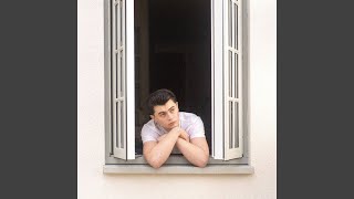 Download lagu Daydreaming mp3