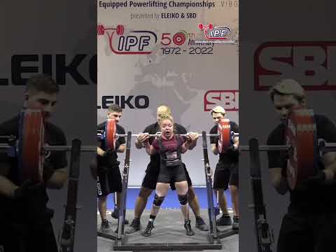 World Junior Record Squat with 215 kg by Zuzanna Kula POL in 52 kg class #IPF #JUNIOR #WORLDRECORD