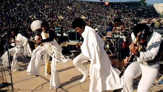 The Bar Kays - Lovers Should Never Fall In Love