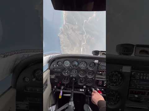 Cessna airplane going crazy! #UPRT UPRTtraining #studentpilot #pilotschool #pilotlife #spin #cessna