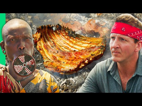 How Africa's Lip Plate Tribe Eats!!