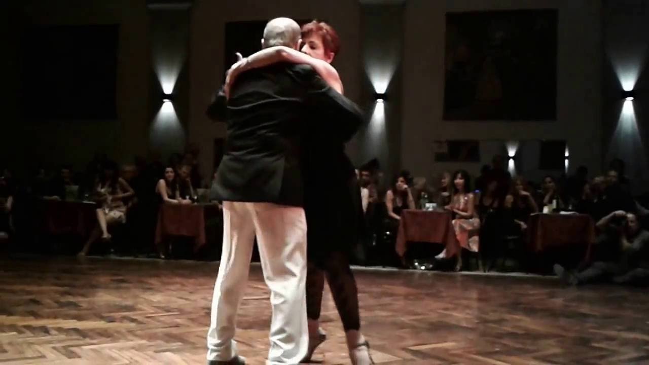Bailaron Adela Galeazzi & Horacio Prestamo, re-apertura de la milonga Canning. Part.3 - 31/10/16