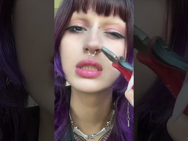 Vídeo relacionado con Yolev 32 Piezas Anillos de Herradura Acero Quirúrgico 16G Varios Tamaños Nasal Septum Aro Aretes Cejas Labio Piercing para Mujeres y Hombres