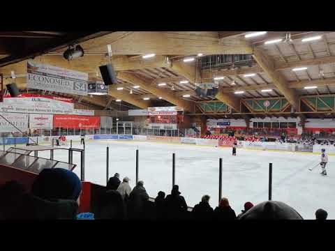 11.01.2018: EHC Klostersee - EHC Waldkraiburg 9:2 | Penaltytreffer von Nico Vogl