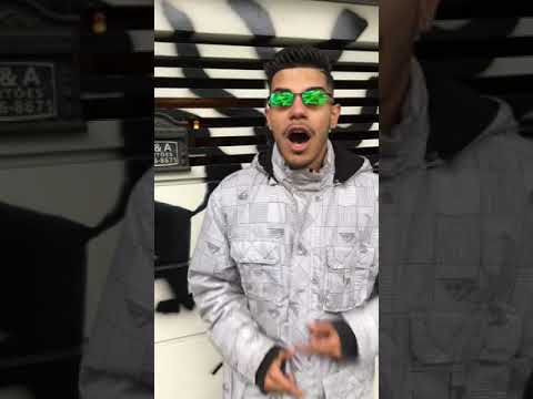 MC VI BOLADÃO - SOLUÇÃO INEXPLICÁVEL