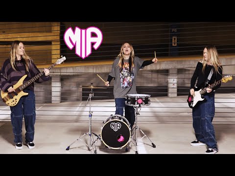 Mia Morris – Why U Mad (Official Music Video)