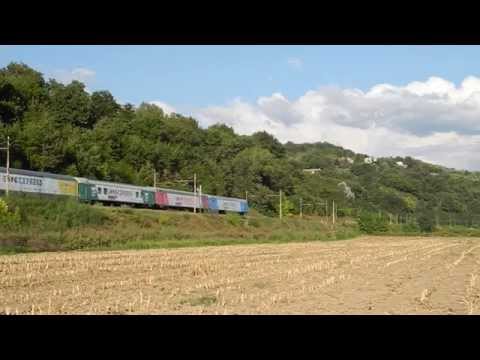 Treno Expo 2015 "Expo Express" in trasferimento (E402.141)