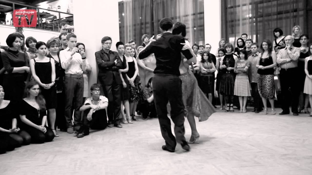 Raúl Navalpotro & Kseniya Chichaeva (1-3), Russia, Moscow, Milonga "El Color" 26.11.2011