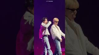 Download lagu THANK YOU cover from DOYOUNG x SO JUNGHWAN unit🥹 Treasure Fan Concert Seoul Day1 #트레저 #kpop #shorts mp3 Download lagu THANK YOU cover from DOYOUNG x SO JUNGHWAN unit🥹 Treasure Fan Concert Seoul Day1 #트레저 #kpop #shorts mp3