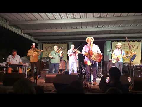 Wayne Toups at Festivals Acadien et Créoles (October 14, 2022)