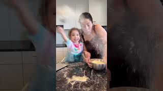 Every bite comes with a pinch of baby creativity #babyfun #momlife #chaoskitchen#cutebaby #family