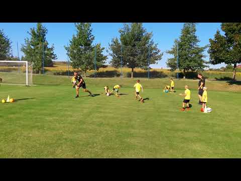 Fotbalový kemp Davida Střihavky - 3den video 4
