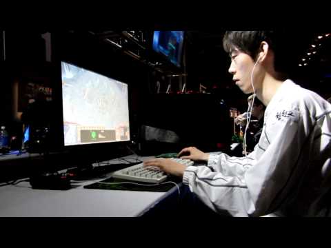 Wemadefox.Moon at MLG Columbus 2011
