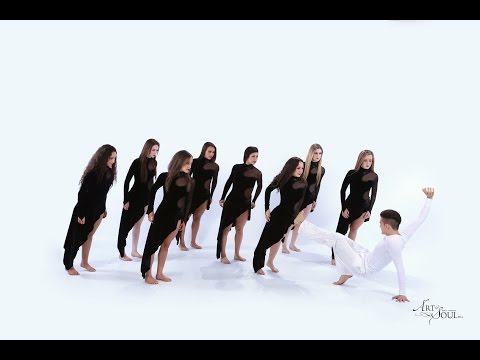 Contemporary Dance Group by Travis Wall – Gravity