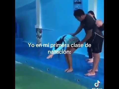 El peor primer día de natación de la historia #humor #memes #memeshorts