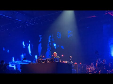 Square 1 | DRUMSHEDS London | Paul Kalkbrenner | 13 Dec 2025 by  @domelove   [4k]
