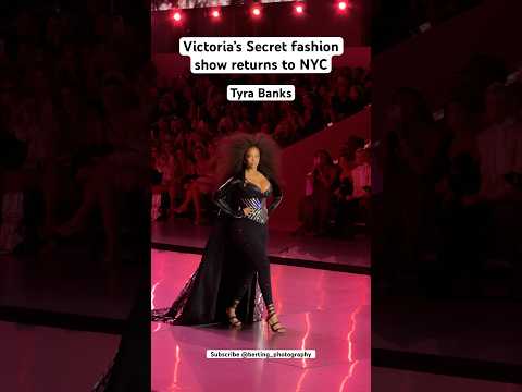 Tyra Banks at Victoria’s Secret 2024 fashion show #tyrabanks #victoriasecret