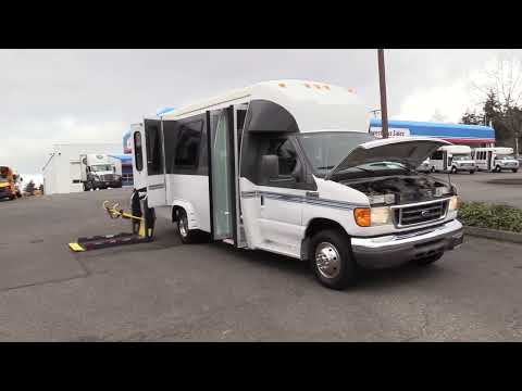 2006 Ford Ameritrans 12 Passenger + 2 Wheelchair ADA Shuttle Bus - S31440