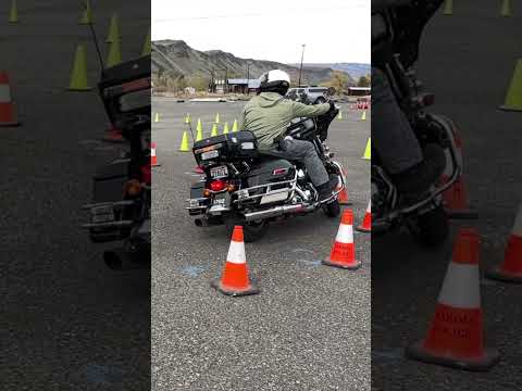 The Keys 🔑 to the "Keyhole" motorcycle training pattern #shorts