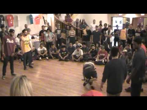 Floorlords  32nd Anniversary Weekend - Day 2- 1st Round   X Fienz vs True Aggression