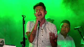Simplemente Amigos Music Video