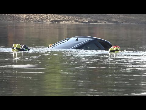 Stolen car with safe in the trunk in Heider Bergsee sunken in Brühl on October 30th, 2022