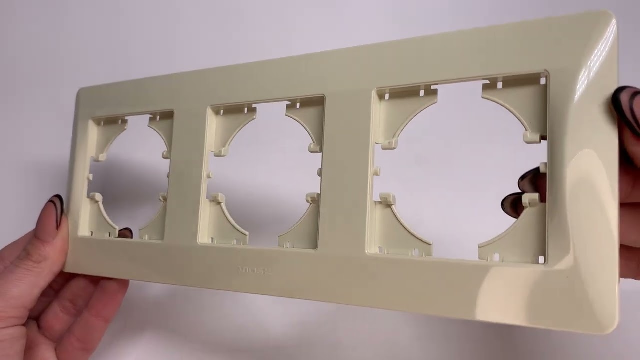 Рамка тройная горизонтальная VIDEX Binera крем (VF-BNFR3H-CR)