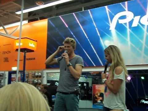 Tim & Monique - Langzaam Word Het Zomer (Live Saturn Groningen)