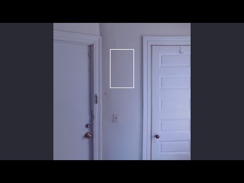 Video thumbnail for Elster Stares the Desert Down