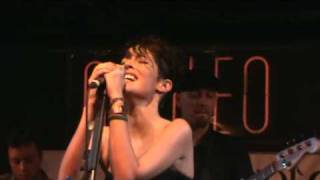 VEGA. Te dejé marchar (Luz Casal). Sala Galileo Galilei 13/12/2009