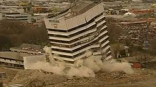 Смотреть онлайн Взрыв и снос здания