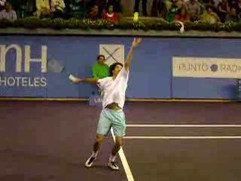 Service de Younes El Aynaoui