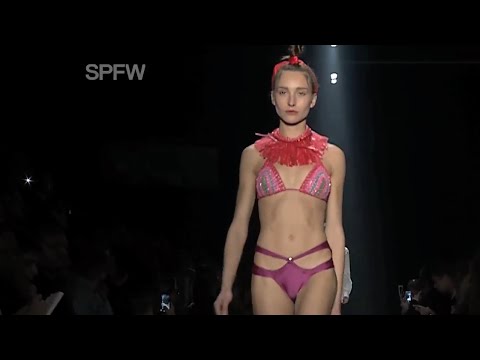 AMIR SLAMA Spring Summer 2017 Sao Paulo by Fashion Channel
