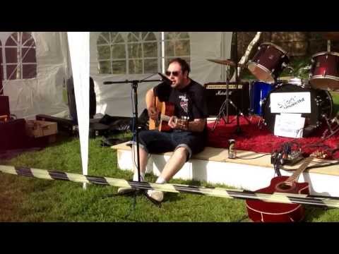 Daz Schmeyz sings Greenday  @ TIrcoed Rocks Saturday 24th August 2013