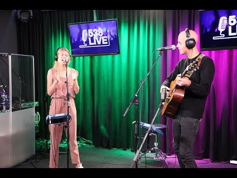 Emma Bale ft. Milow - Fortune Cookie | Live bij Evers Staat Op