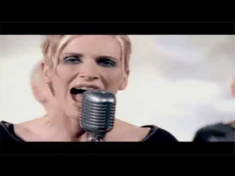 Chumbawamba - The Making Of The "Amnesia" Music Video
