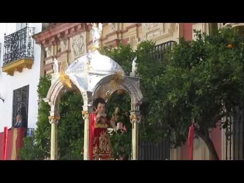 Corpus Christi 2013 en Sevilla: Paso del Niño Jesus. (3/7)