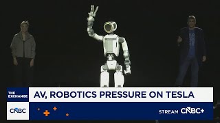 Google DeepMind, Boston Dynamics partner to bring AI to humanoid robot