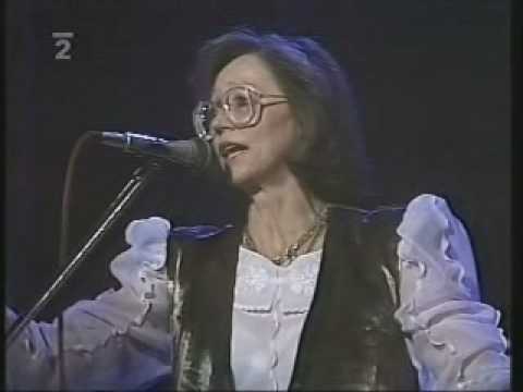 Marta Kubisova 1st Concert in 20 Years 6/2/90 in Prague