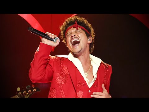 GRAMMYs: Bruno Mars Brings Soul and Swag With 'I Just Might' Performance