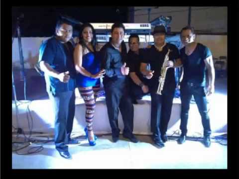 La jirafa y el monito