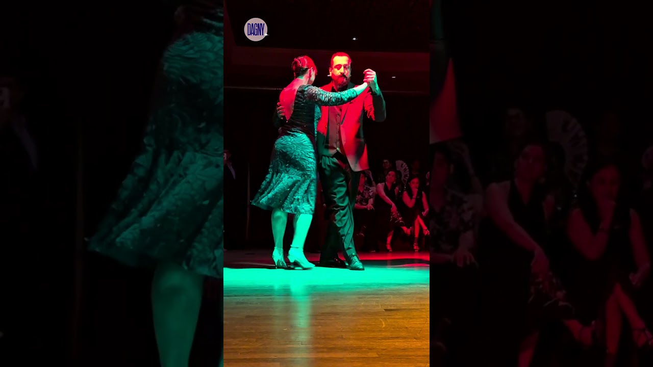 Rino Fraina & Graziella Pulvirenti tango performance to "Poema" by Francisco Canaro NYC (1/15)